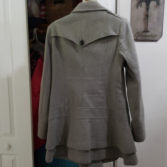 Women's Guess Coat - Picture 2 of 8